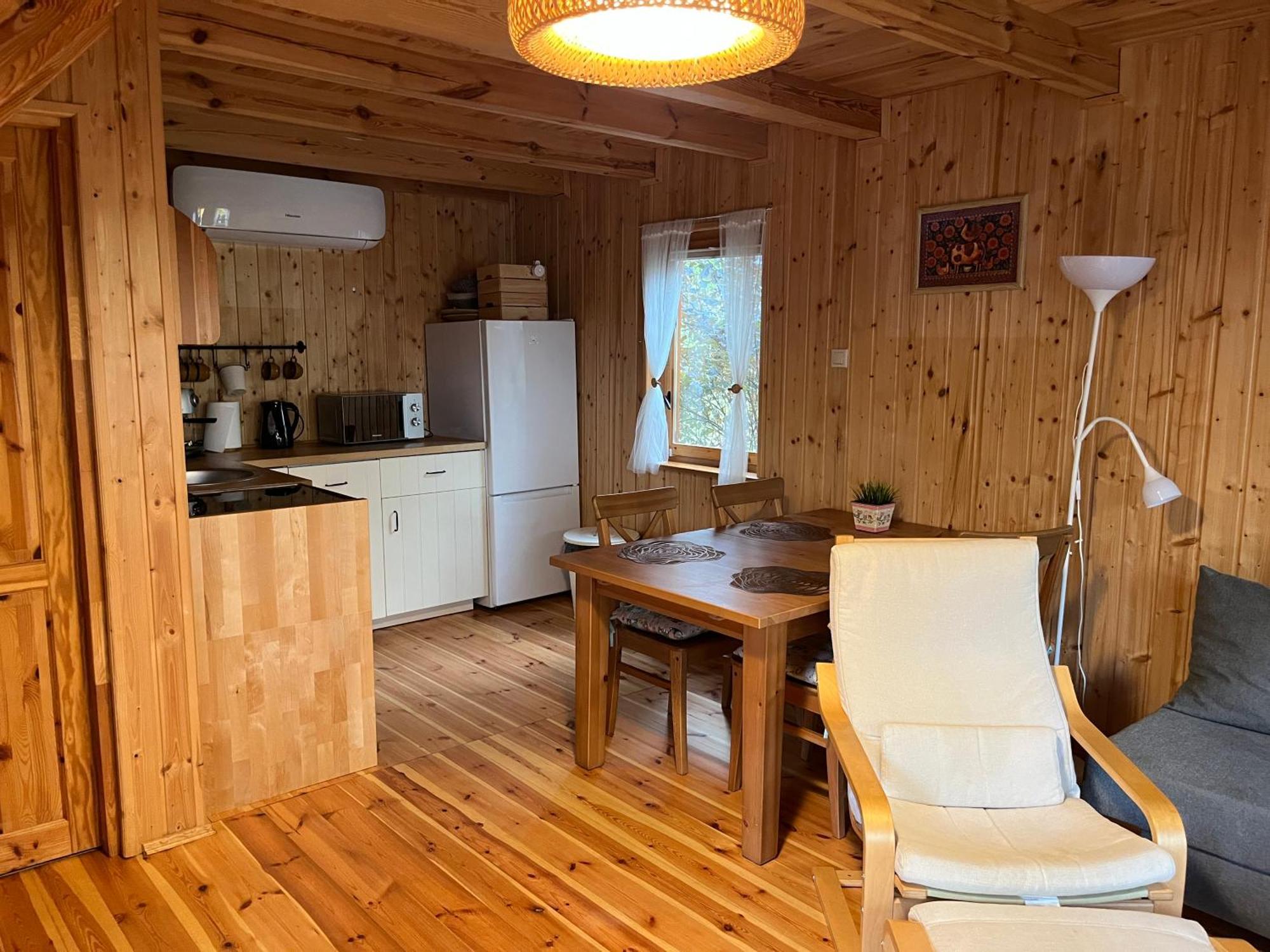 Domek Caloroczny Hawaje Nad Jeziorem Kazub Cieciorka Bagian luar foto