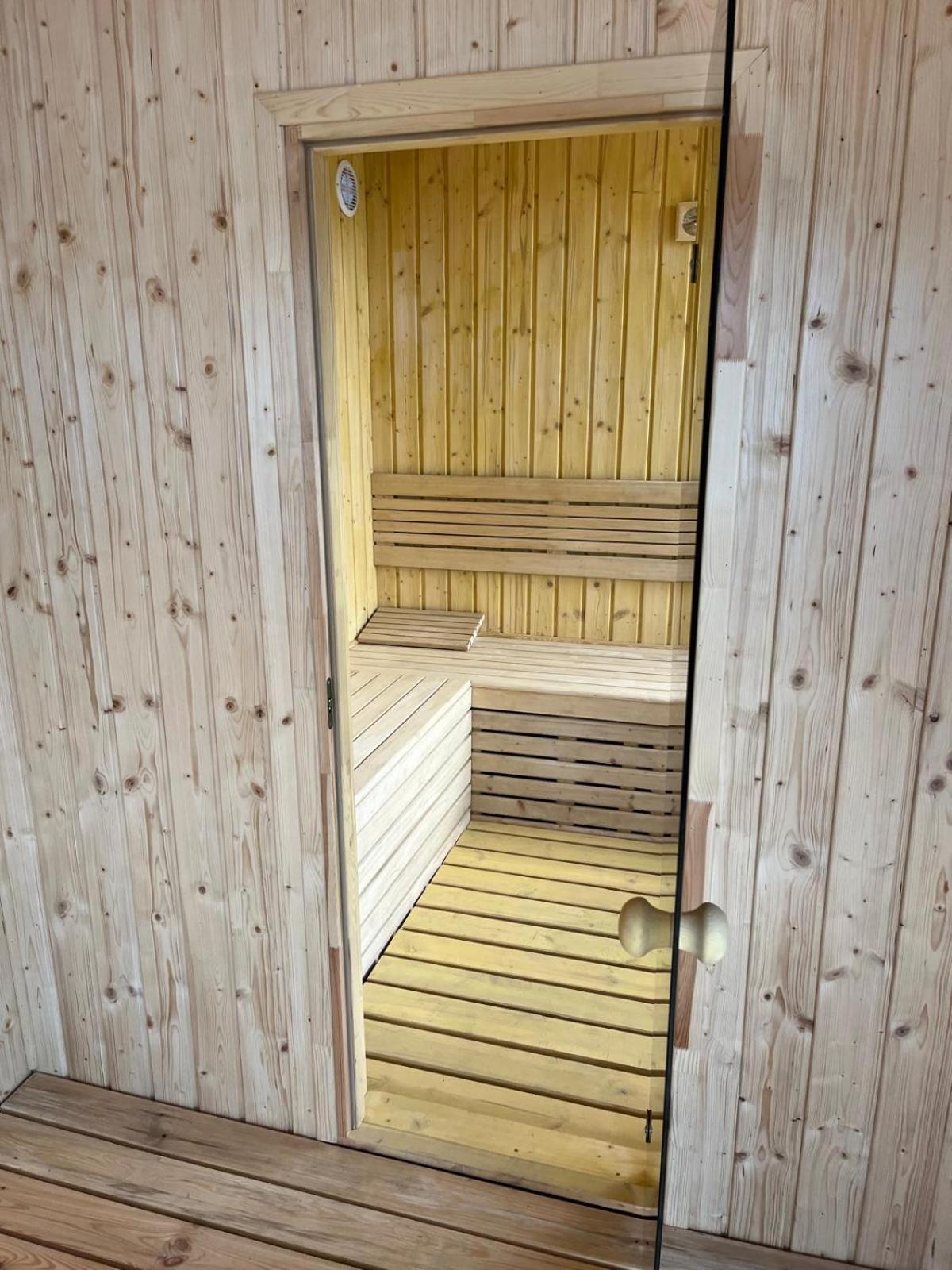 Domek Caloroczny Hawaje Nad Jeziorem Kazub Cieciorka Bagian luar foto